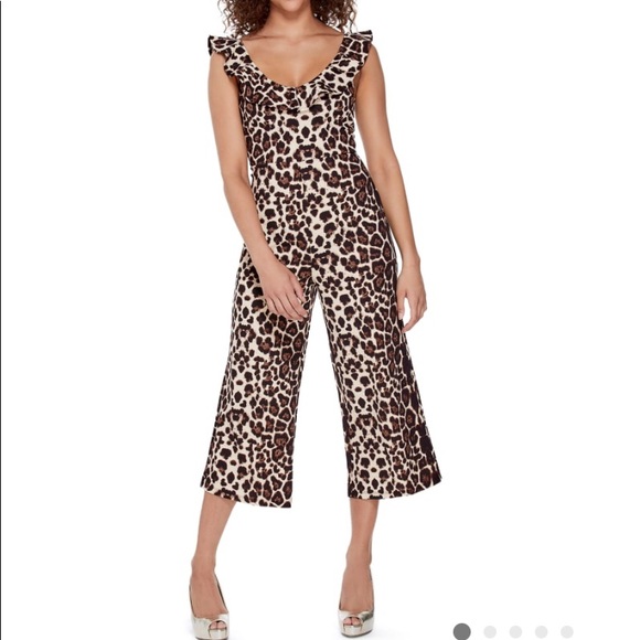 Guess Pants - NEW w/tags⭐️Guess Malika leopard jumpsuit crop♥️